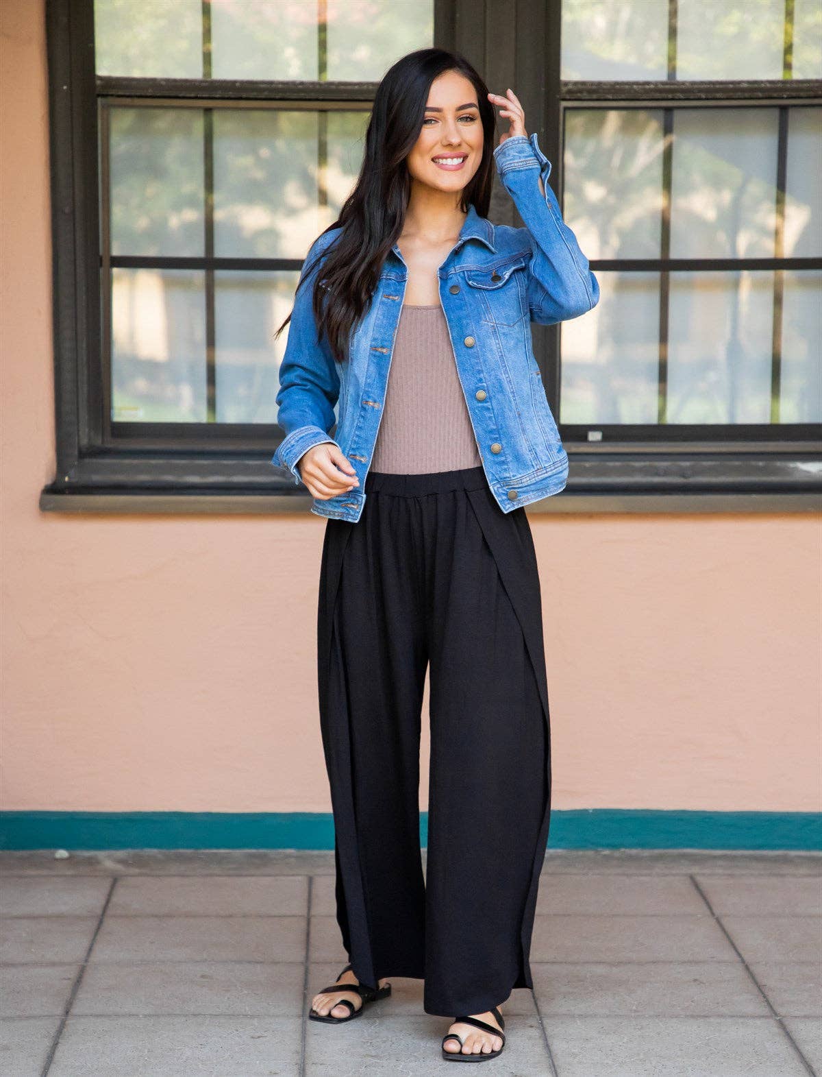 Channing Tulip Pants: Black