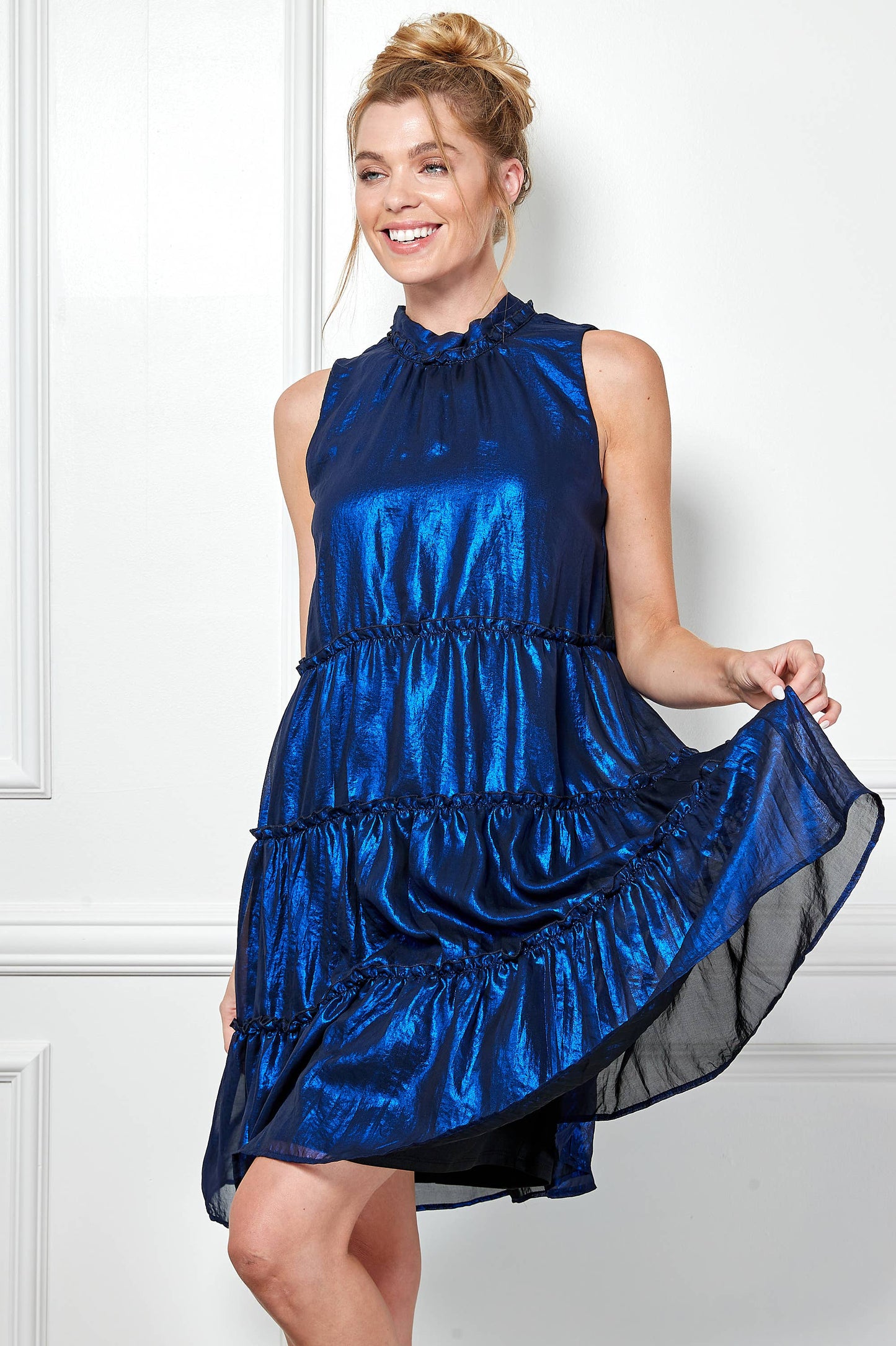 OVERLAY FOIL SLVLESS 3 TIER DRESS W/NECK RUFFLE