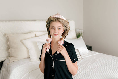 NEW 4pc Heatless Satin Curler Gift Set with bow and gift tag: PINK